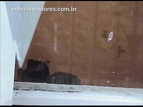 ❤️ Gizon hunkigarria bere neska-laguna beste mutil batekin ikusten, putz-bideo bat grabatzen bikotea molestatu gabe ❤️ Azal bideoa %eu.mrpornogratis.ruan