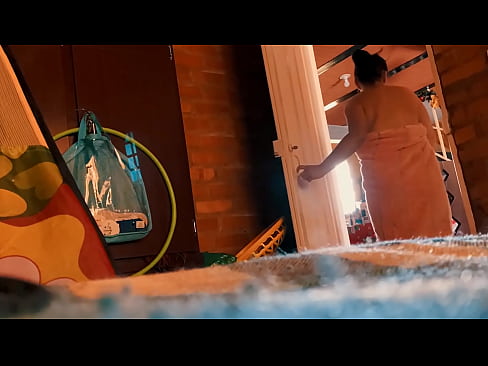 ❤️ Osabak dutxara jarraitzen nau, dutxatzen dudan bitartean izorratzen nau. ❤️ Azal bideoa %eu.mrpornogratis.ruan